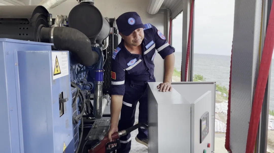 【救援先鋒】搶險(xiǎn)前沿的剛強(qiáng)支柱——曹武