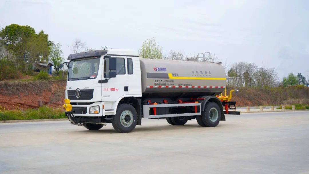 【熱銷推介】凱力風(fēng)-陜汽德龍L3000升級版15方灑水車