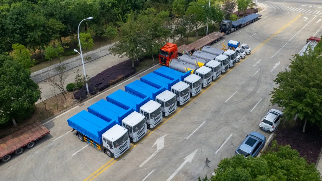 2025092616470098.jpg 3.webp.jpg